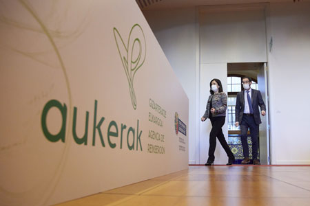 Aukerak y la Fundación  "la Caixa" se unen para promover la integración sociolaboral de personas privadas de libertad