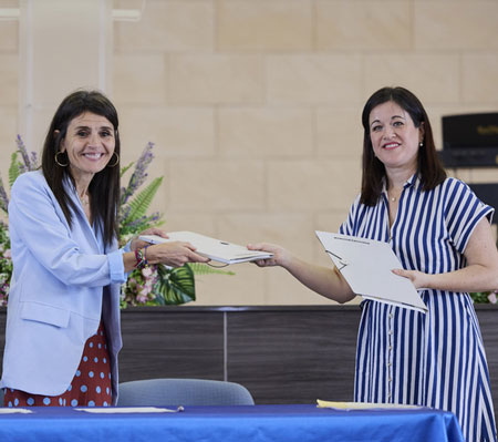 El Gobierno Vasco y la federaci&oacute;n de entidades religiosas evang&eacute;licas firman un convenio para la asistencia religiosa en el &aacute;mbito penitenciario