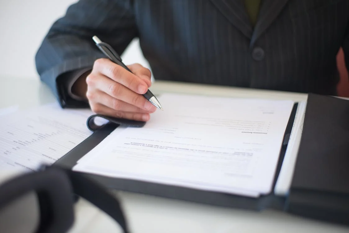 ¿Sabías qué no todos los certificados de nacimiento, matrimonio y defunción tienen el mismo contenido?